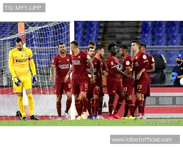 足总杯惊现历史冷门那不勒斯与波尔图激战成平局引发全场狂欢 足总杯惊现历史冷门那不勒斯与波尔图激战成平局引发全场狂欢