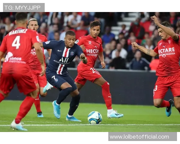 意甲激战巴黎圣日耳曼狂胜阿森纳神奇扑救点燃全场激情集锦回顾