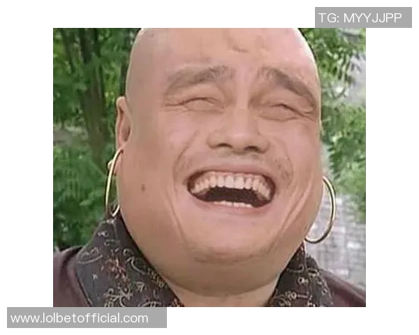 姚明尬笑背后的故事与情感解析让我们一起探讨这位篮球巨星的幽默瞬间