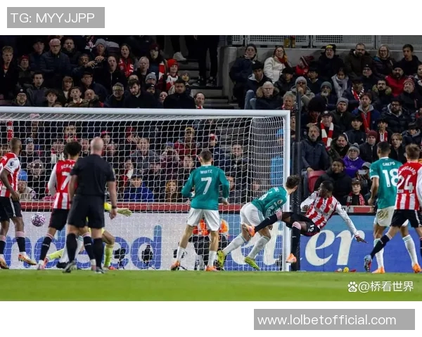 德甲惊现冷门利物浦逆转巴萨引发争议判罚全场沸腾 德甲惊现冷门利物浦逆转巴萨引发争议判罚全场沸腾