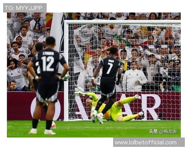 欧联杯惊天逆转阿森纳6-2狂胜皇马全场沸腾的瞬间回顾