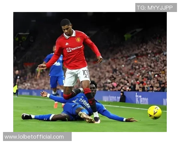 足总杯经典对决曼联逆转阿森纳精彩瞬间回顾与十大进球分析 足总杯经典对决曼联逆转阿森纳精彩瞬间回顾与十大进球分析