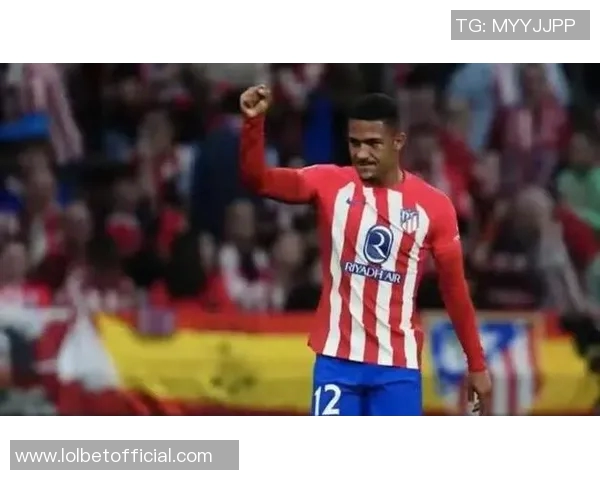 英超激战:马竞狂胜曼联红牌事件引发全场热议与数据分析 英超激战:马竞狂胜曼联红牌事件引发全场热议与数据分析