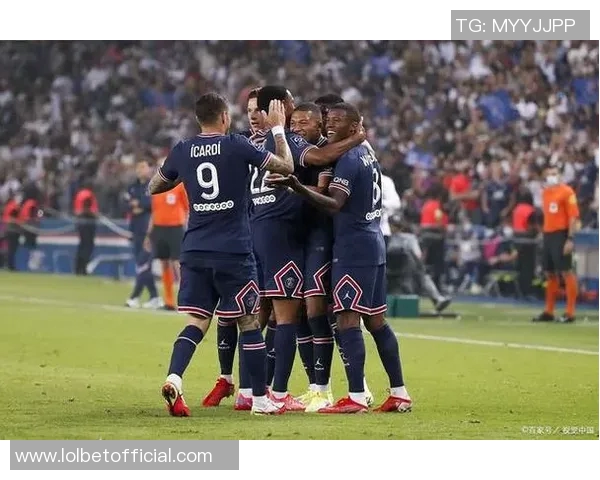 巴黎圣日耳曼与那不勒斯友谊赛精彩回顾乌龙球成比赛转折点分析